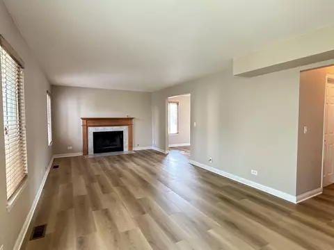3956 Nicholas Ct, Aurora, IL 60504 photo 10
