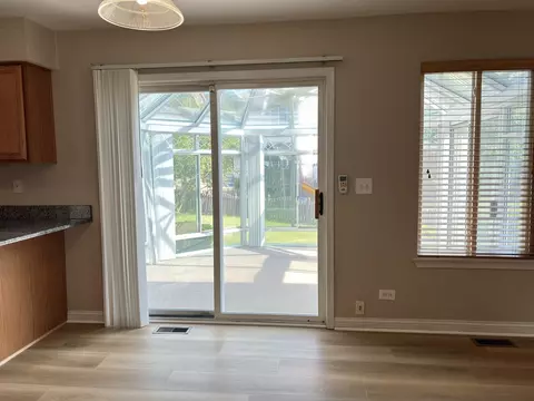 3956 Nicholas Ct, Aurora, IL 60504 photo 8