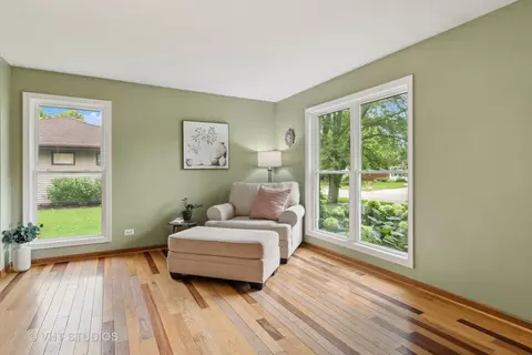 Living - 600 Maple Ave, Elburn, IL 60119 photo 1 of 3