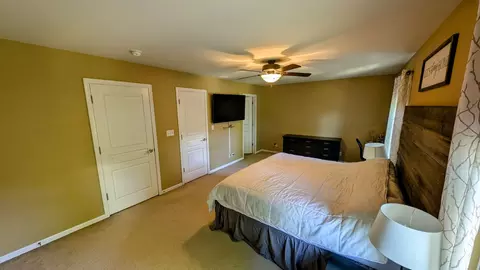 1061 Crane Pt, Elgin, IL 60124 photo 9