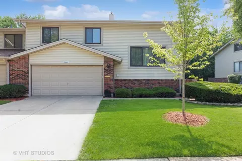 18615 Golfview Dr, Hazel Crest, IL 60429