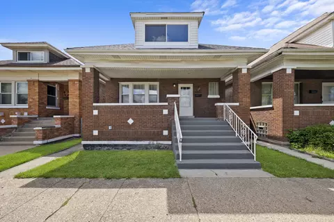 5924 S Whipple St, Chicago, IL 60629