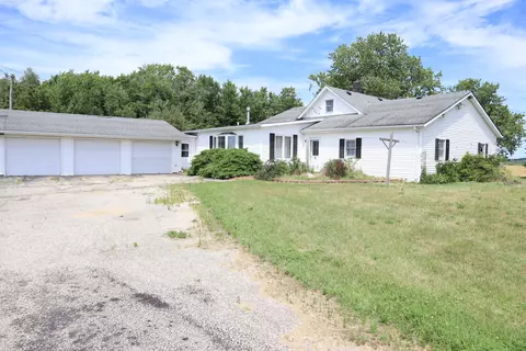 21003 550 East St, Sheffield, IL 61361