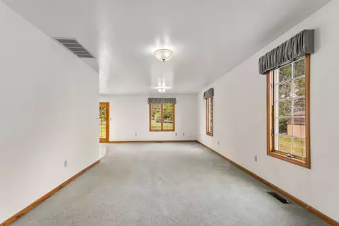 12 Chad Ave, Sullivan, IL 61951 photo 8