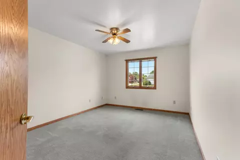 12 Chad Ave, Sullivan, IL 61951 photo 25