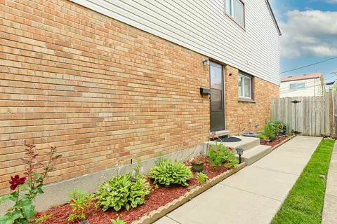 Exterior - 9349 Maple Ln, Des Plaines, IL 60016 photo 4 of 6