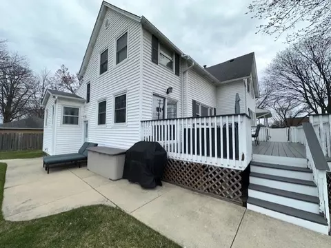Exterior - 314 N Chestnut St, Addison, IL 60101 photo 6 of 22