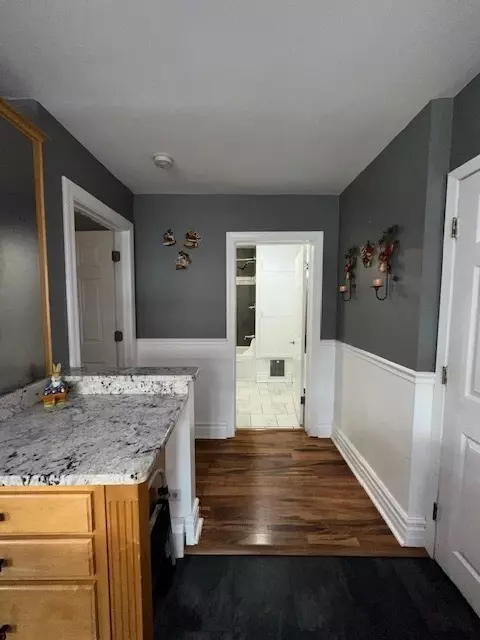 Entry Way - 314 N Chestnut St, Addison, IL 60101 photo 2 of 6