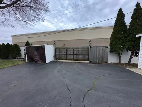Exterior - 314 N Chestnut St, Addison, IL 60101 photo 9 of 22