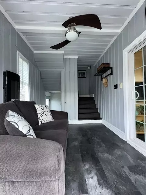 Entry Way - 314 N Chestnut St, Addison, IL 60101 photo 5 of 6