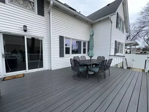 Exterior - 314 N Chestnut St, Addison, IL 60101 photo 4 of 22