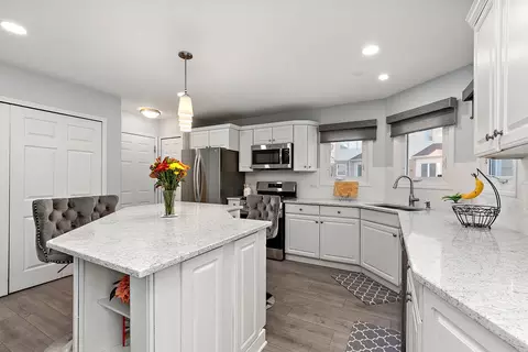 3608 Edgewater Dr, Hazel Crest, IL 60429 photo 19