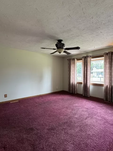 7912 Elm St, Harvard, IL 60033 photo 8