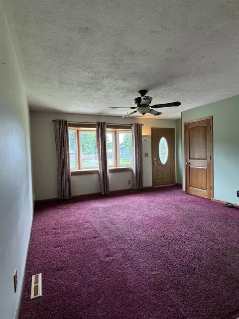 7912 Elm St, Harvard, IL 60033 photo 7