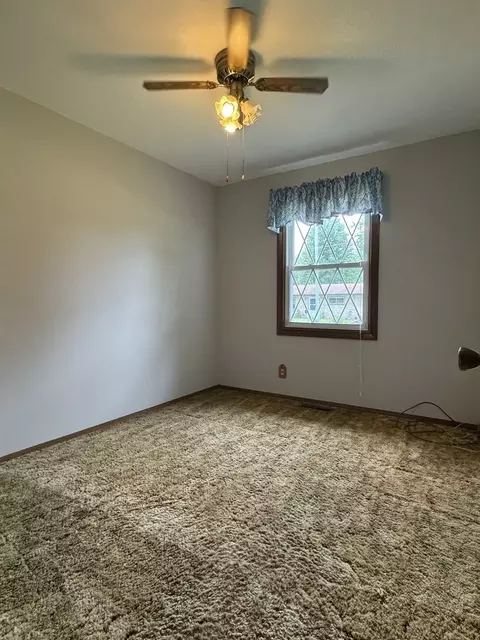 7912 Elm St, Harvard, IL 60033 photo 11