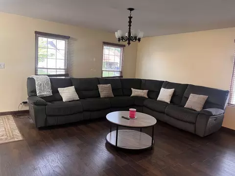 Living - 1310 Burns Dr, Elgin, IL 60120 photo 1 of 2