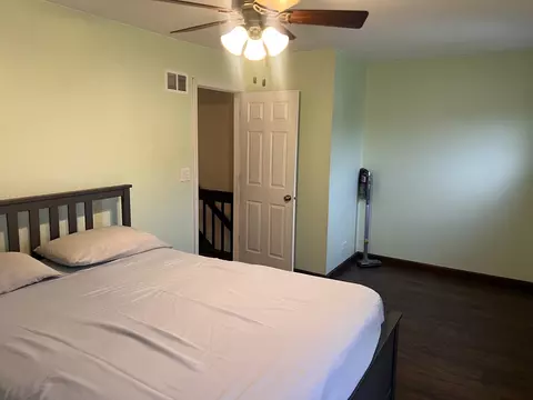 Bedroom - 1310 Burns Dr, Elgin, IL 60120 photo 3 of 4