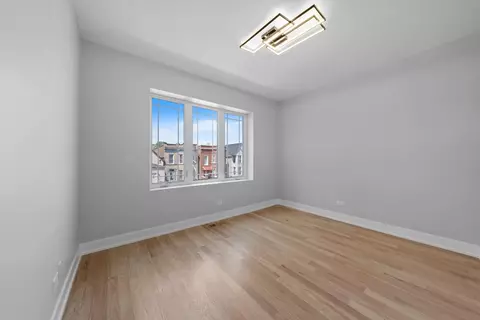 Bedroom - 1523 E 72nd St, Chicago, IL 60619 photo 3 of 9