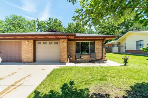 334 S Jackson St, Batavia, IL 60510