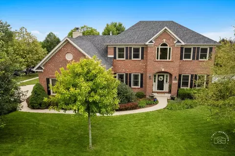 5304 Bundle Flower Ct, Naperville, IL 60564