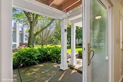Exterior - 2 Cedar Grove Ct #0, Algonquin, IL 60102 photo 3 of 4