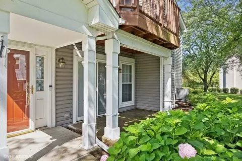 Exterior - 2 Cedar Grove Ct #0, Algonquin, IL 60102 photo 2 of 4