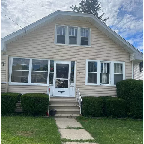 831 Talma St, Aurora, IL 60505