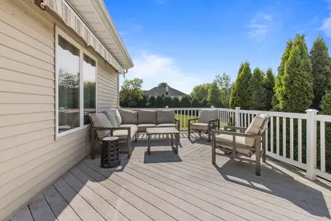 Exterior - 8703 Overlook Dr, Roscoe, IL 61073 photo 2 of 15