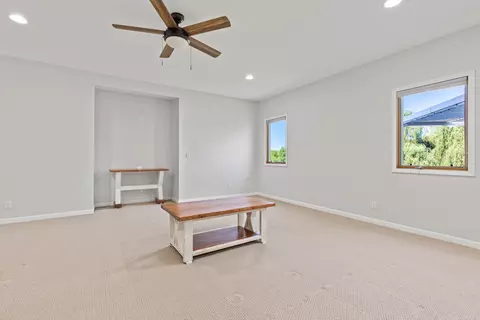 Living - 8703 Overlook Dr, Roscoe, IL 61073 photo 3 of 3