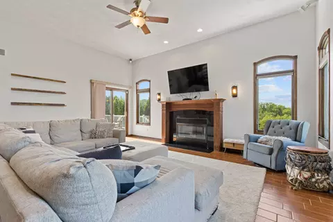Living - 8703 Overlook Dr, Roscoe, IL 61073 photo 1 of 3