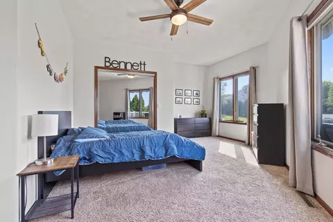 Bedroom - 8703 Overlook Dr, Roscoe, IL 61073 photo 5 of 6