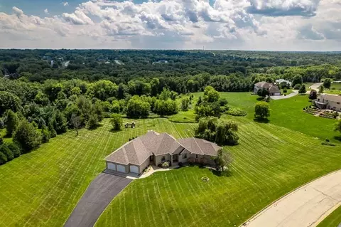 View/Area - 8703 Overlook Dr, Roscoe, IL 61073 photo 3 of 16
