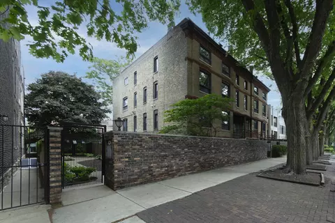 2145 N Lakewood Ave #1NR, Chicago, IL 60614