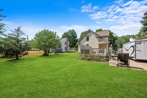 Exterior - 409 2nd Ave, Marengo, IL 60152 photo 2 of 4