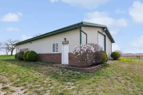 9815 Laraway Rd, Frankfort, IL 60423