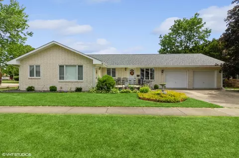 1203 W Lafayette St, Ottawa, IL 61350
