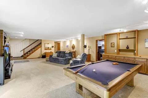 605 Oakview Dr, Algonquin, IL 60102 photo 34