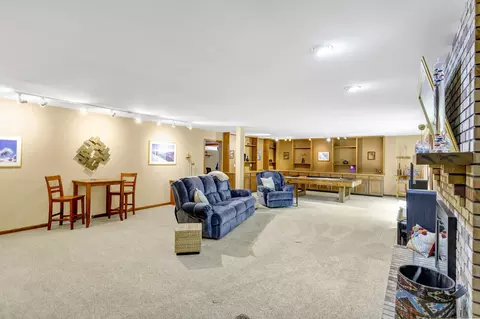 605 Oakview Dr, Algonquin, IL 60102 photo 32