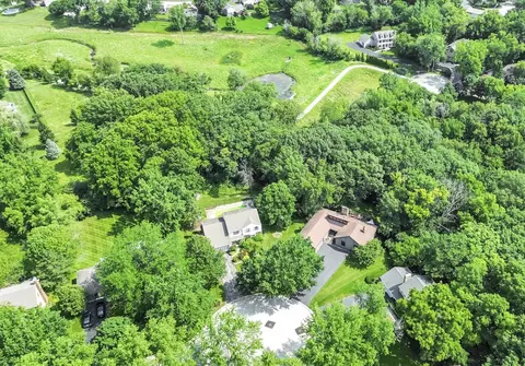 605 Oakview Dr, Algonquin, IL 60102 photo 59