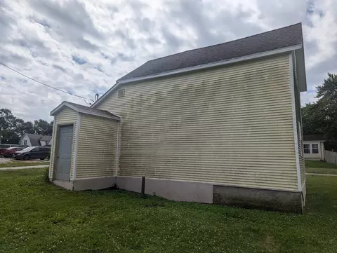 109 E State St, Fairmount, IL 61841 photo 13