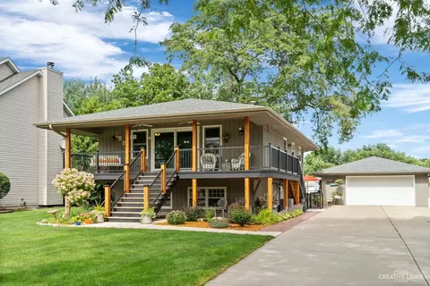 1491 Holiday Dr, Lake Holiday, IL 60548