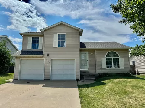 1303 N Motorola Dr, Pontiac, IL 61764