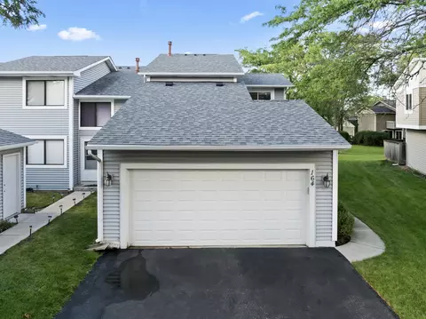 164 Saratoga Ct, Vernon Hills, IL 60061