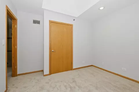 Bedroom - 7251 S Ferdinand Ave, Bridgeview, IL 60455 photo 2 of 4