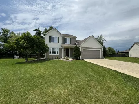 1165 Sawmill Ln, Algonquin, IL 60102
