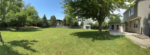Exterior - 1165 Sawmill Ln, Algonquin, IL 60102 photo 7 of 8