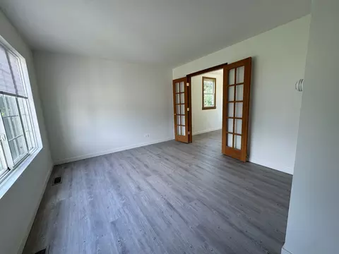 Living - 1165 Sawmill Ln, Algonquin, IL 60102 photo 1 of 3