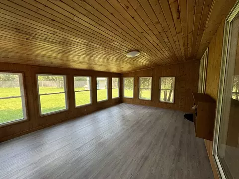 Exterior - 1165 Sawmill Ln, Algonquin, IL 60102 photo 2 of 8
