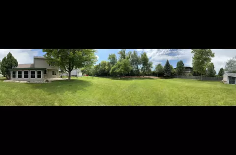 Exterior - 1165 Sawmill Ln, Algonquin, IL 60102 photo 8 of 8
