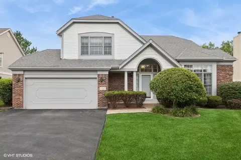 1178 Stratford Ln, Lake Zurich, IL 60047